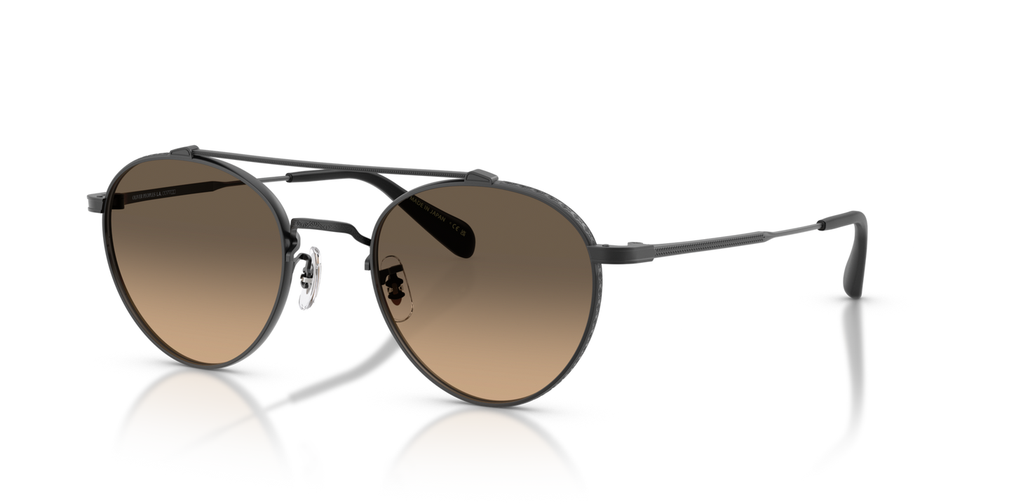 Sie Oliver Peoples Brunner mit Matt Schwarz Gestell und Grau Gläsern - Bild Stegplättchen