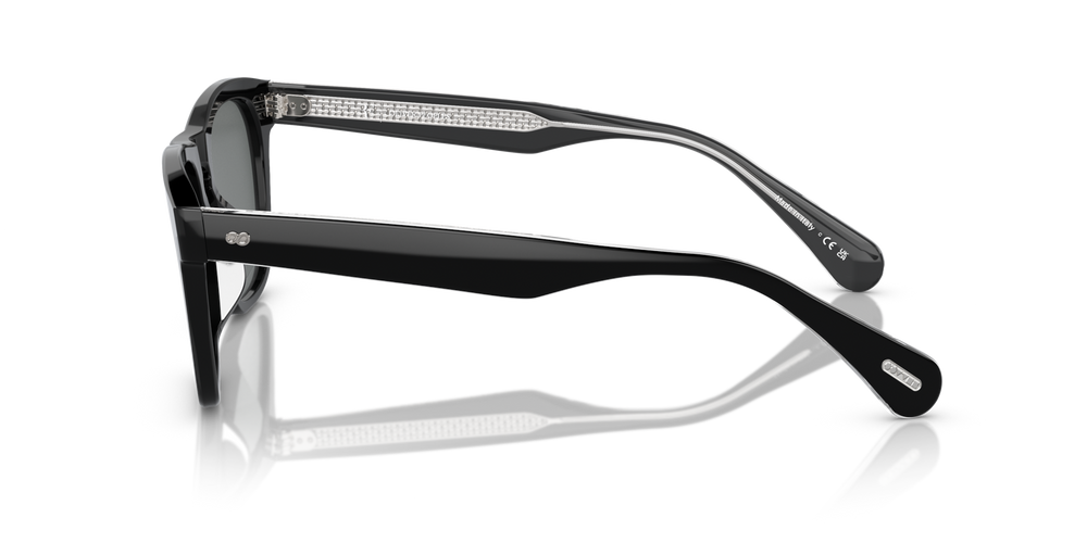 Oliver Peoples R-3 avec une monture Noir et des verres Gris - image 4