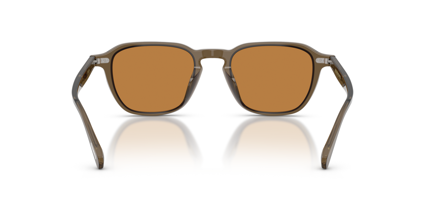 Sie Oliver Peoples Emryn mit Haselnussbraun Gestell und Braun Gläsern - Bild Stegplättchen